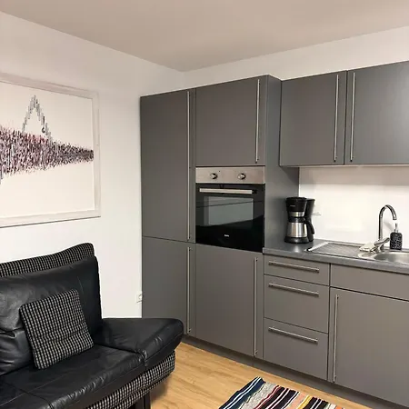 Gemuetliche In Mit Terrasse