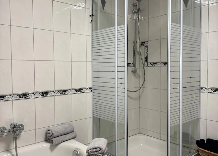 Gemuetliche In Mit Terrasse Appartamento