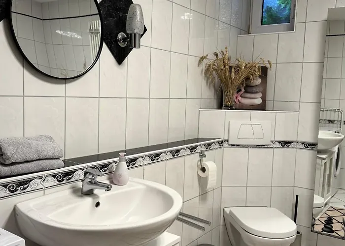 Gemuetliche In Mit Terrasse